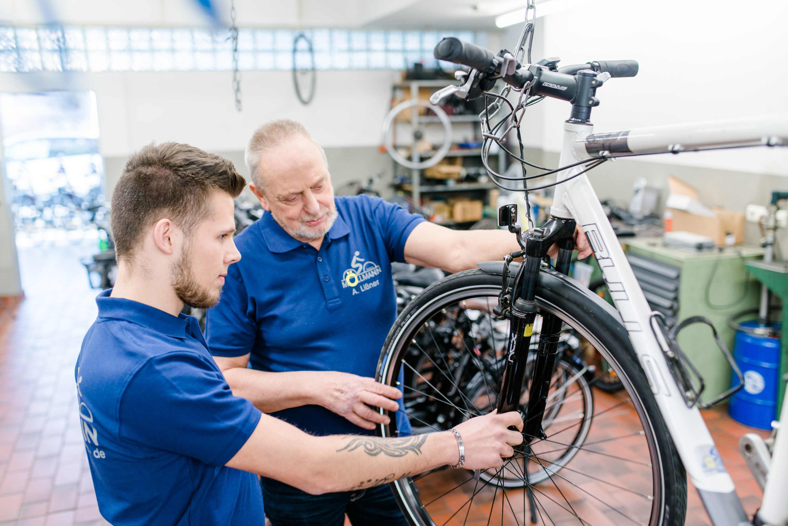 ZweiradMoellmannWerne_Werkstatt-Ausbildung_3